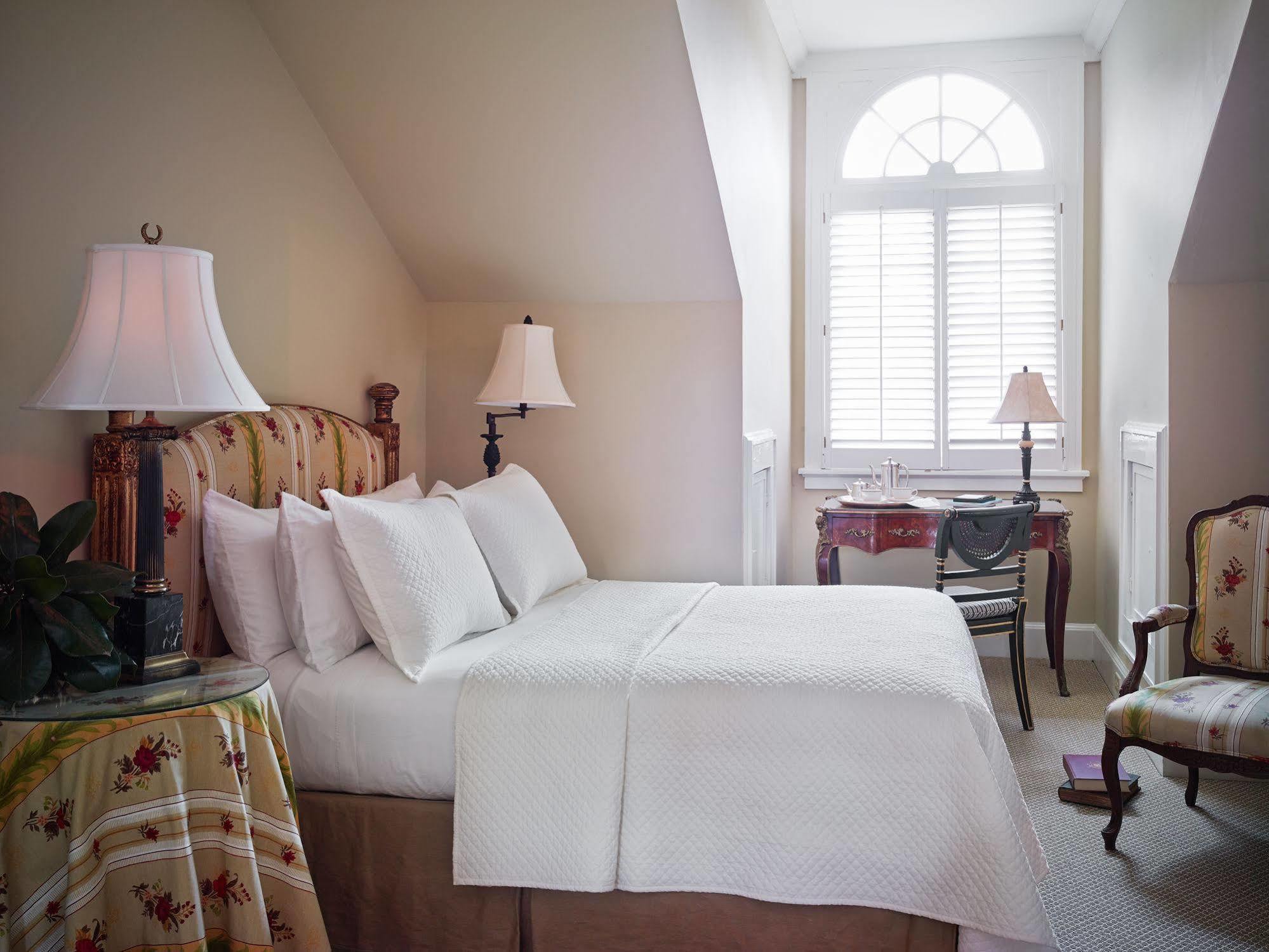 샬럿 The Duke Mansion B&B 외부 사진