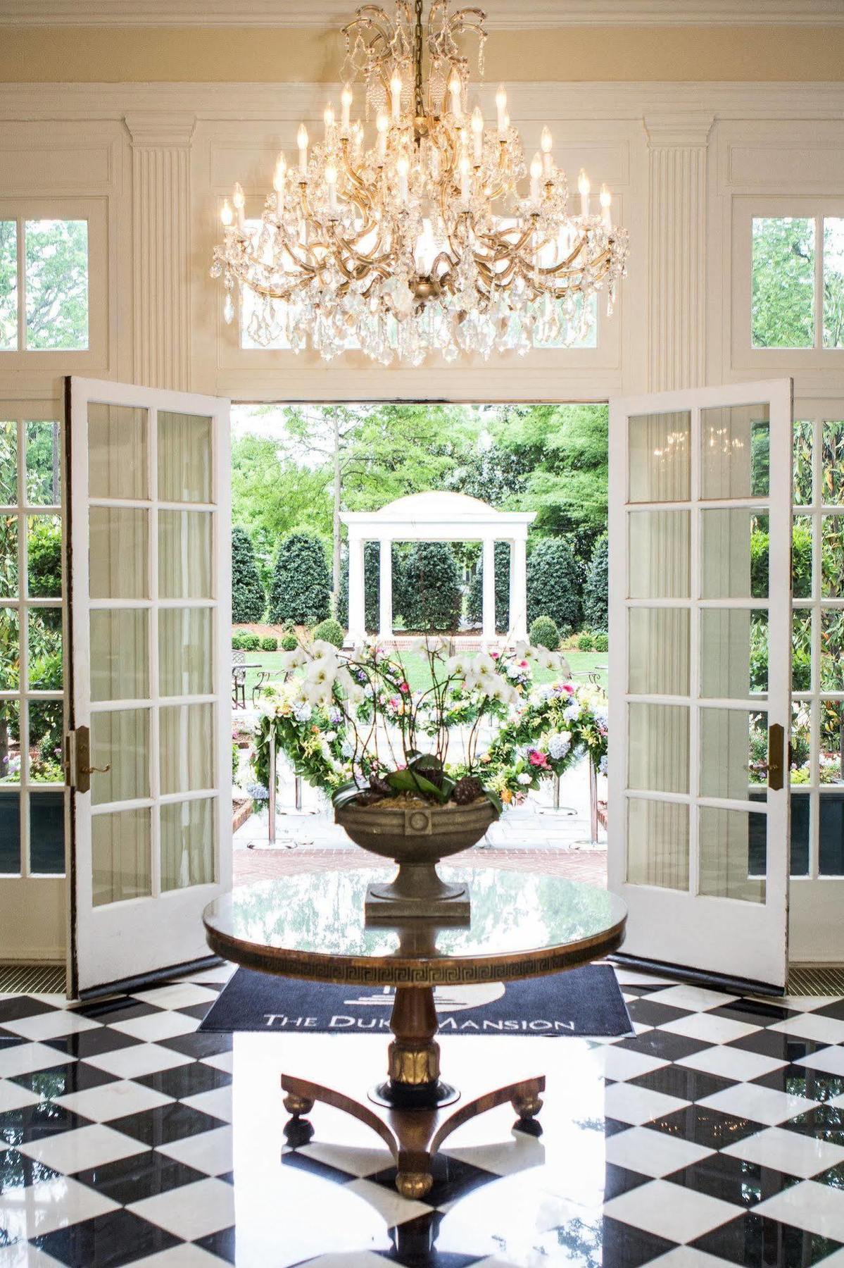 샬럿 The Duke Mansion B&B 외부 사진