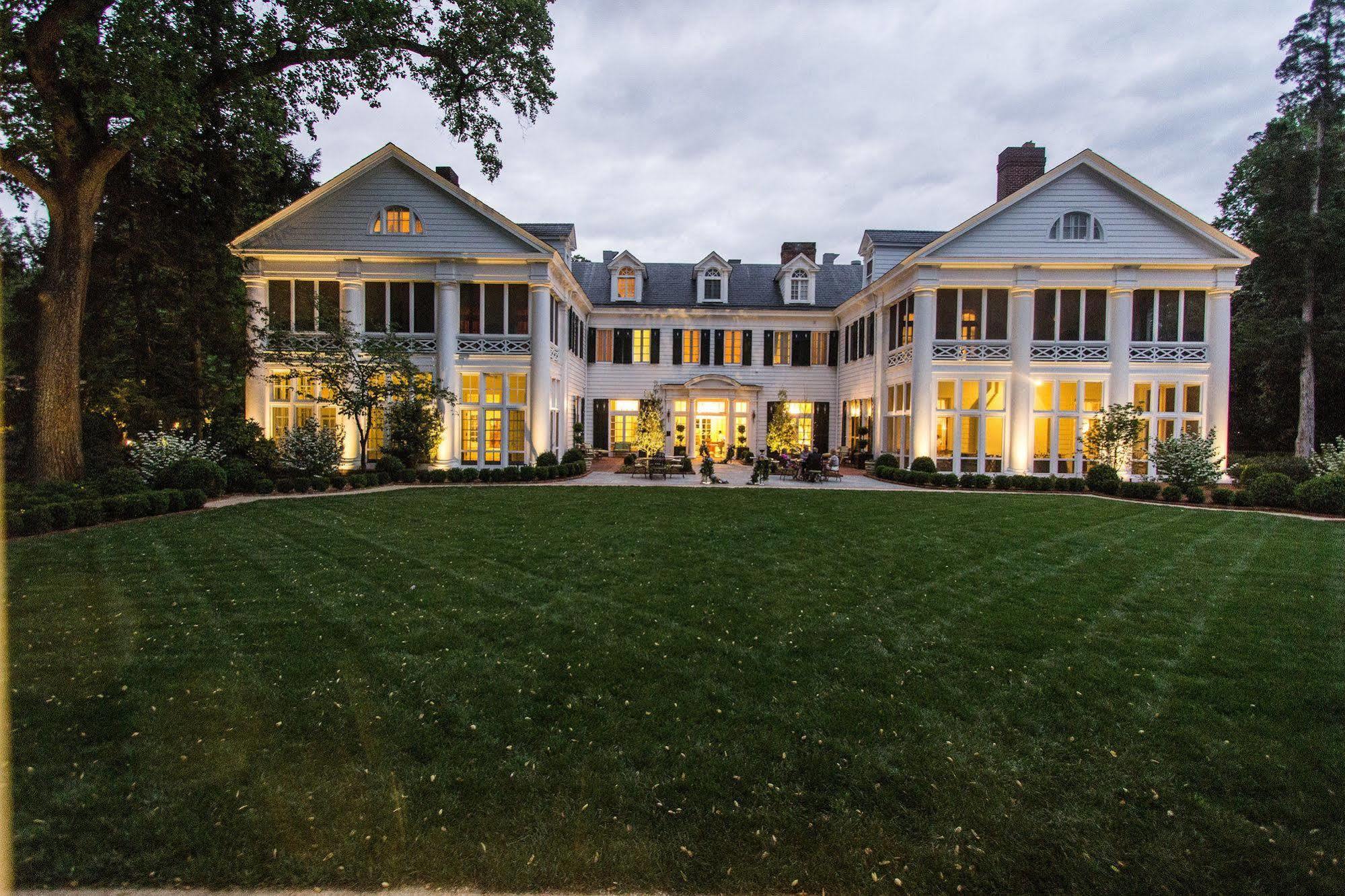 샬럿 The Duke Mansion B&B 외부 사진